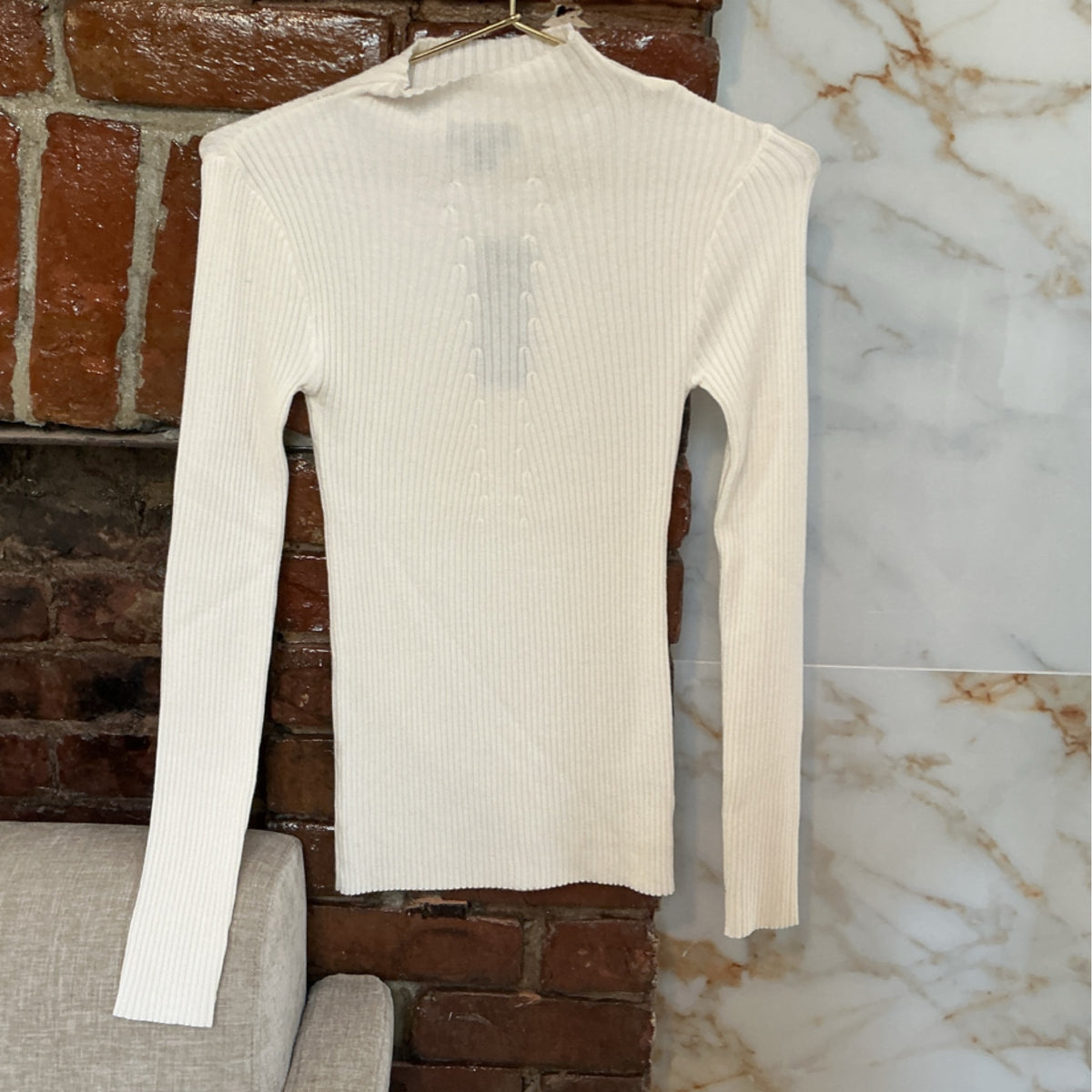 Timing Cream Long Sleeve Top