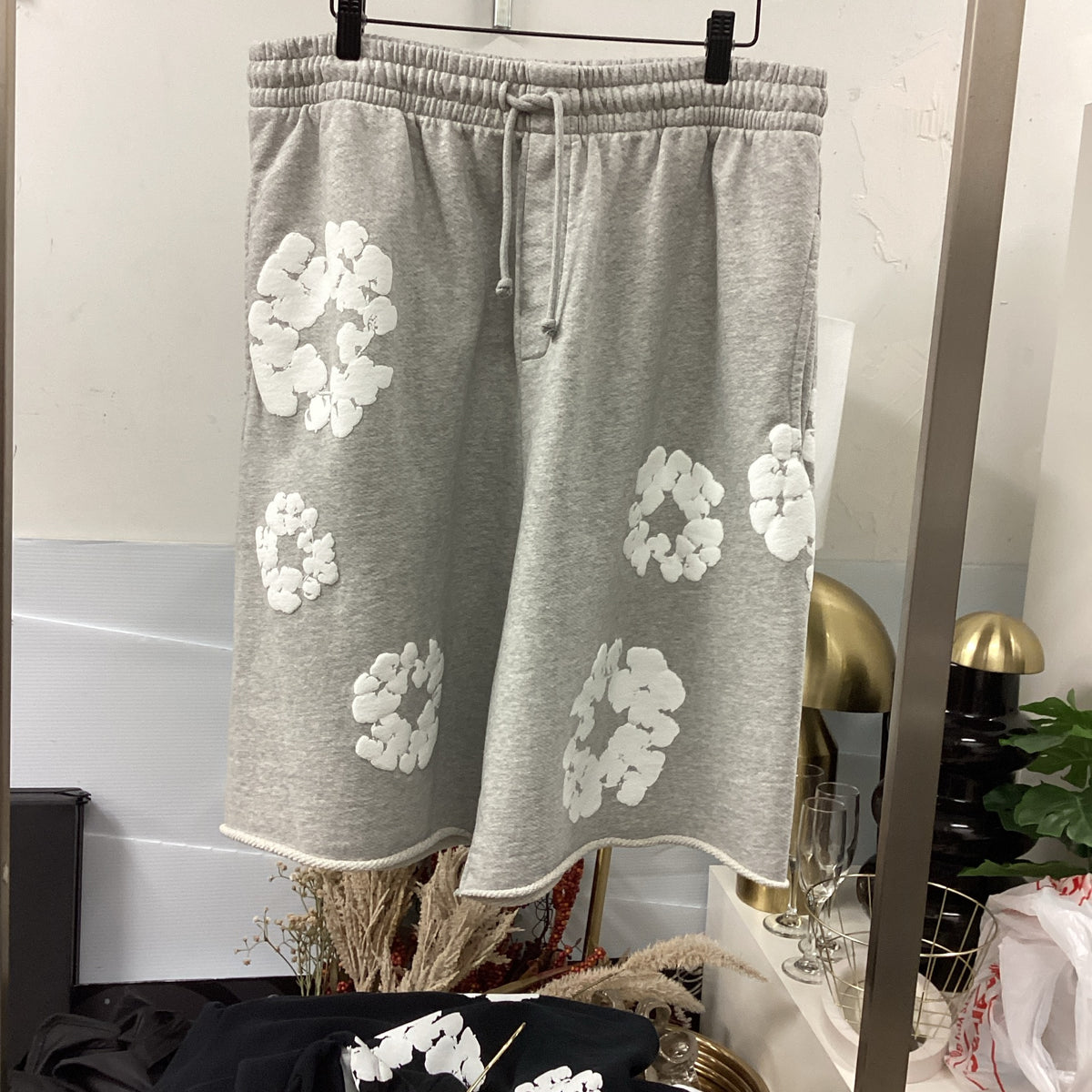 Denim Tears Grey Cotton Wreath Shorts XL