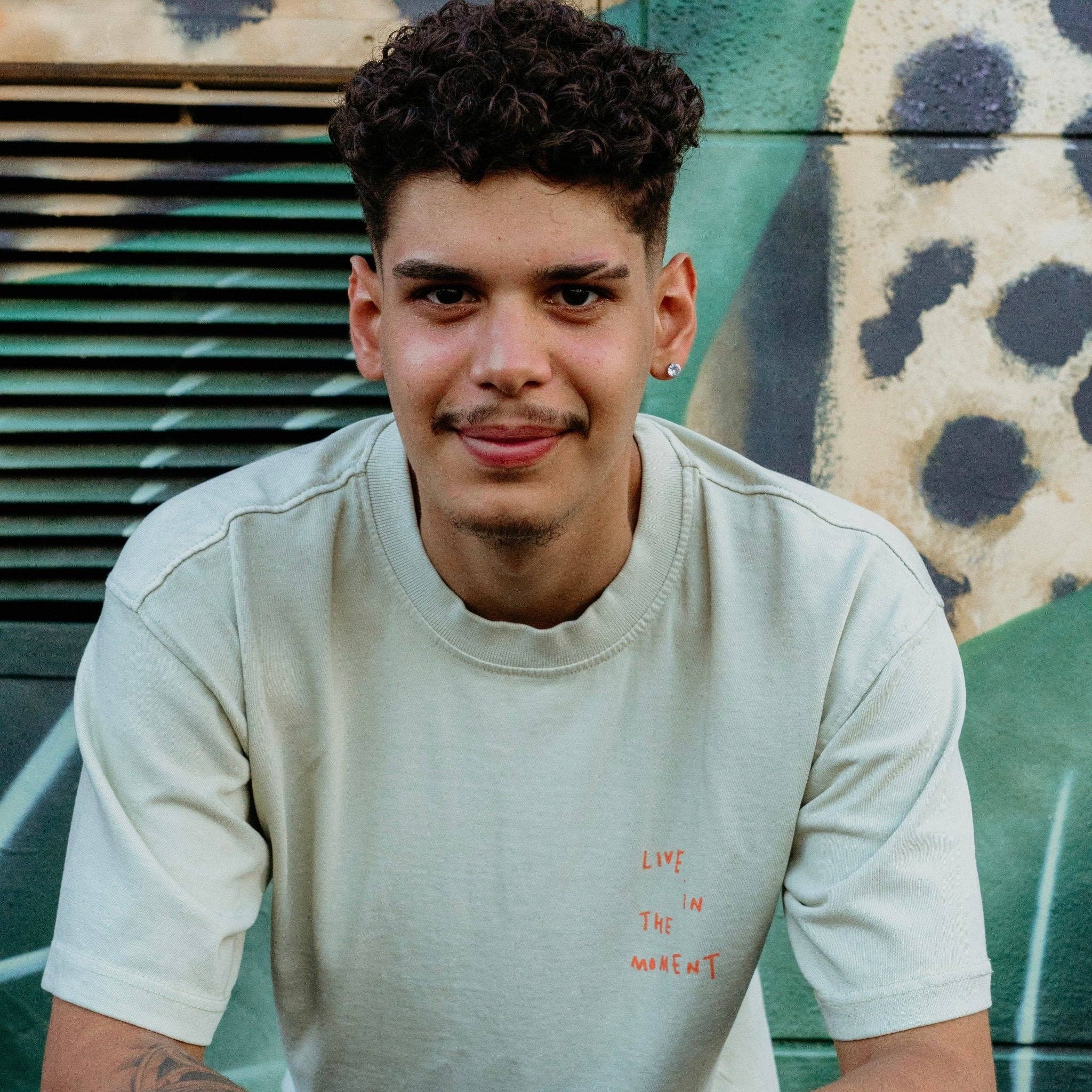 Live In The Moment Heavyweight Tee: Pistachio, M